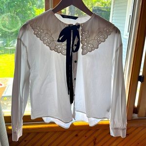 Zara Cropped Peter Pan Eyelet Collar Button Down top size Small